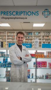 Giovanni Bonina, un farmacista a Dublino.Mi chiamo Giovanni Bonina, ho 32 anni, sono nato a Viterbo, mi sono laureato in farmacia all’università di Perugia e poi mi sono trasferito qui a Dublino, dove vivo da fine 2014 e svolgo da allora la professione di farmacista.